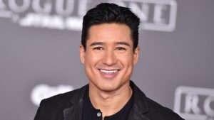 Mario Lopez - Jook Wan Huen: Linked Form